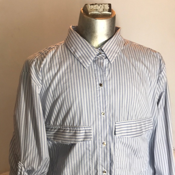 “ZARA BASIC” Classic Pinstripe Ladies Blouse . - Picture 3 of 12